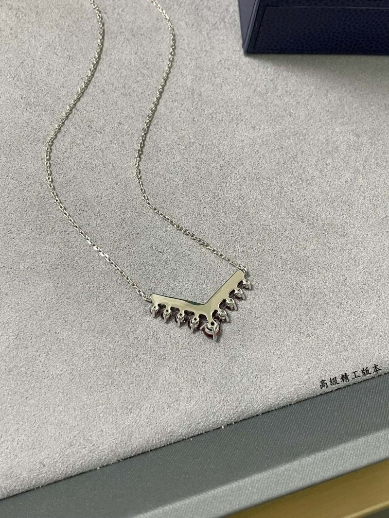 CHAUMET